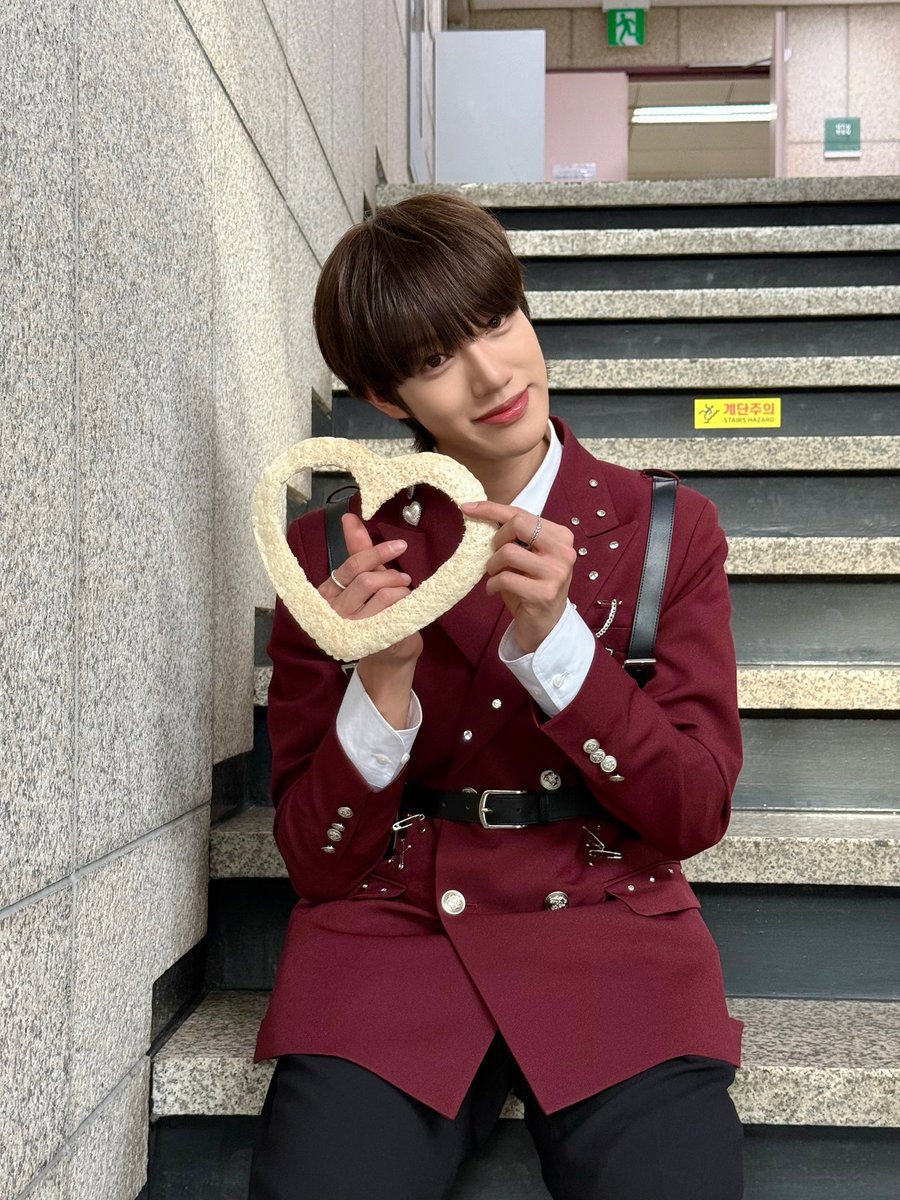 thewind_twt's tweet photo. [#타나톤] 1주차 멋지게 마친 타나톤이😎 https://t.co/ORnAWAWSK4