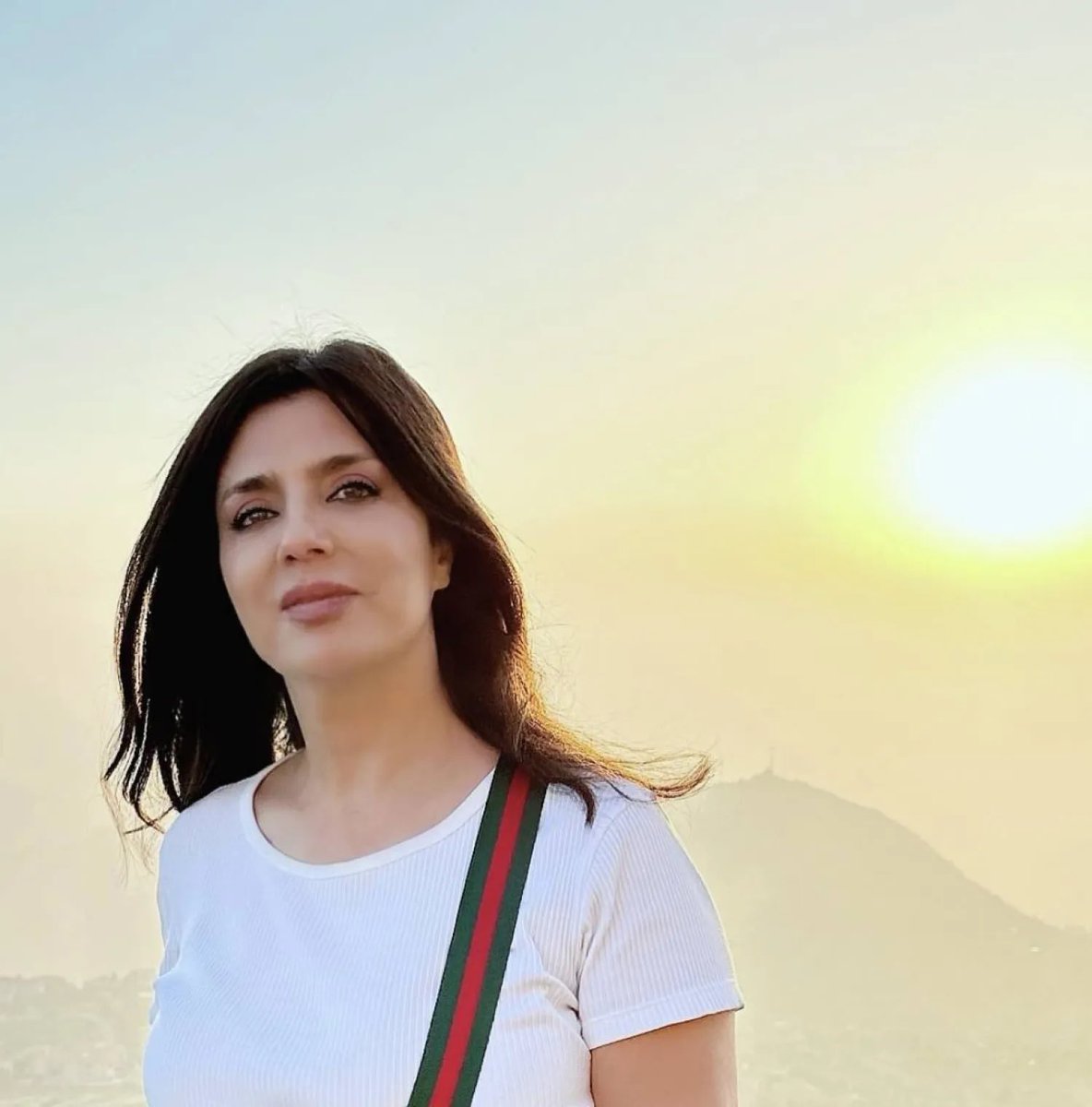 Manal Abdel Samad NAJD — منال عبد الصمد نجد (@manal_a_samad) on Twitter photo برحيل هدى شديد، ينطفئ صوتٌ كان للحق نبضه، وللناس مرآتهم، وللبنان ضميراً إعلامياً لا يهادن. رحلت باكراً، نعم، لكن الكلمات التي زرعتها، والرسائل التي أوصلتها، ستبقى شاهدة على شغفها، صدقها، وأخلاقها.
#LBCILebanon <a href="/LBCI_NEWS/">LBCI Lebanon News</a> برحيل هدى شديد، ينطفئ صوتٌ كان للحق نبضه، وللناس مرآتهم، وللبنان ضميراً إعلامياً لا يهادن. رحلت باكراً، نعم، لكن الكلمات التي زرعتها، والرسائل التي أوصلتها، ستبقى شاهدة على شغفها، صدقها، وأخلاقها.
#LBCILebanon <a href="/LBCI_NEWS/">LBCI Lebanon News</a>