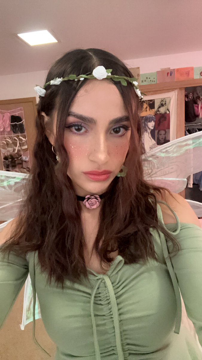 nx_emi's tweet image. Goon lagoon added to the fantasy map