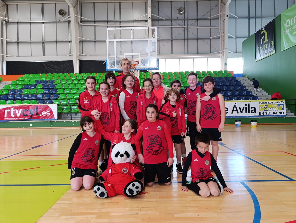 Liga Minibasket, partido entre el <a href="/Obila_com/">Óbila Club de Basket</a> y <a href="/Arevalo_CF/">C.D.AREVALO.C.F</a>
Las dos aficiones son un ejemplo de deportividad.🏀🏀