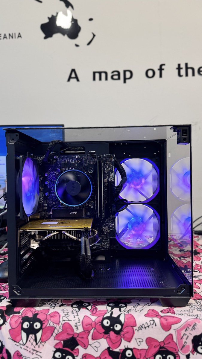 《抽獎》

突然想抽1TBSSD   
因為新品故障送保固回來的

Intel i5-14400F
GA-B760M-H D4
Transcend D4-3200 16G*2
美光1TB Gen4 M.2 SSD
NZXT C750
鏡之小島或是圖片裡的S190
技嘉RTX4060 D6
金螳螂剩下一個

29000元

跟隨我  愛心  轉發  留言
中獎者可能是你