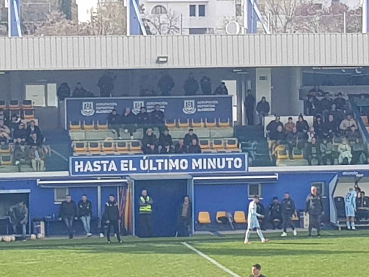 franerus's tweet photo. Ni directiva, ni instituciones.  Estamos solos. Vergüenza @AD_Alcorcon @AytoAlcorcon @Hardcorcon https://t.co/5fTB1PGVCZ