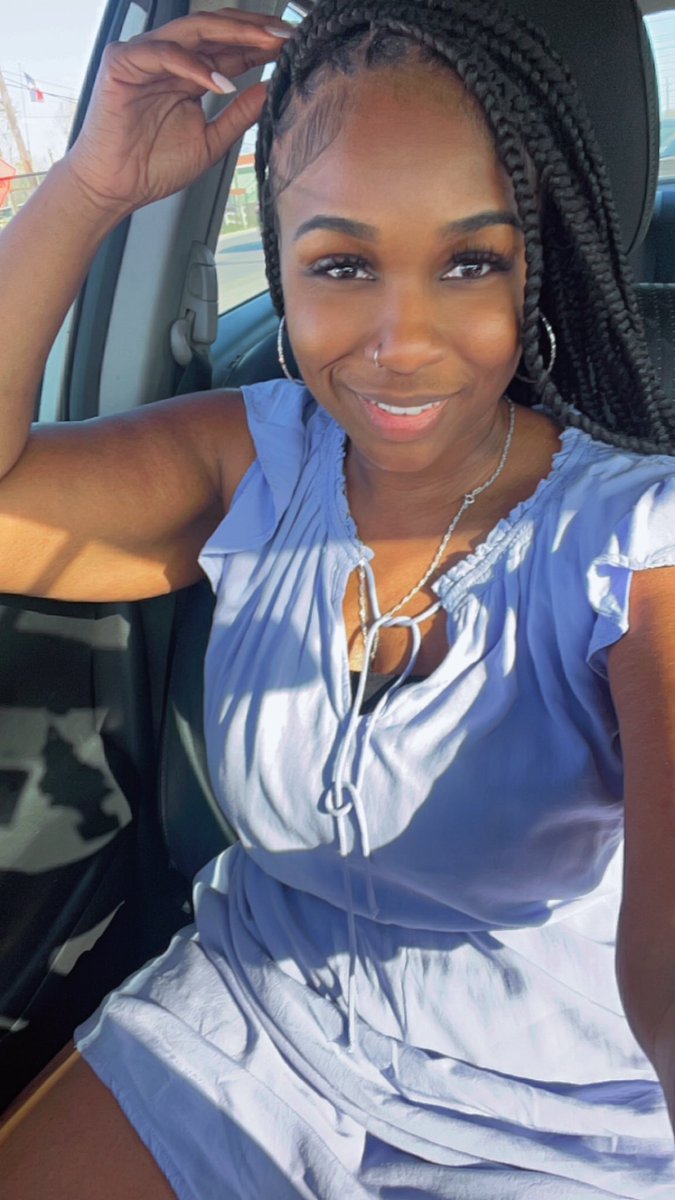 me4u84's tweet image. I love being 40!! EST. 1984🥰😍🥰