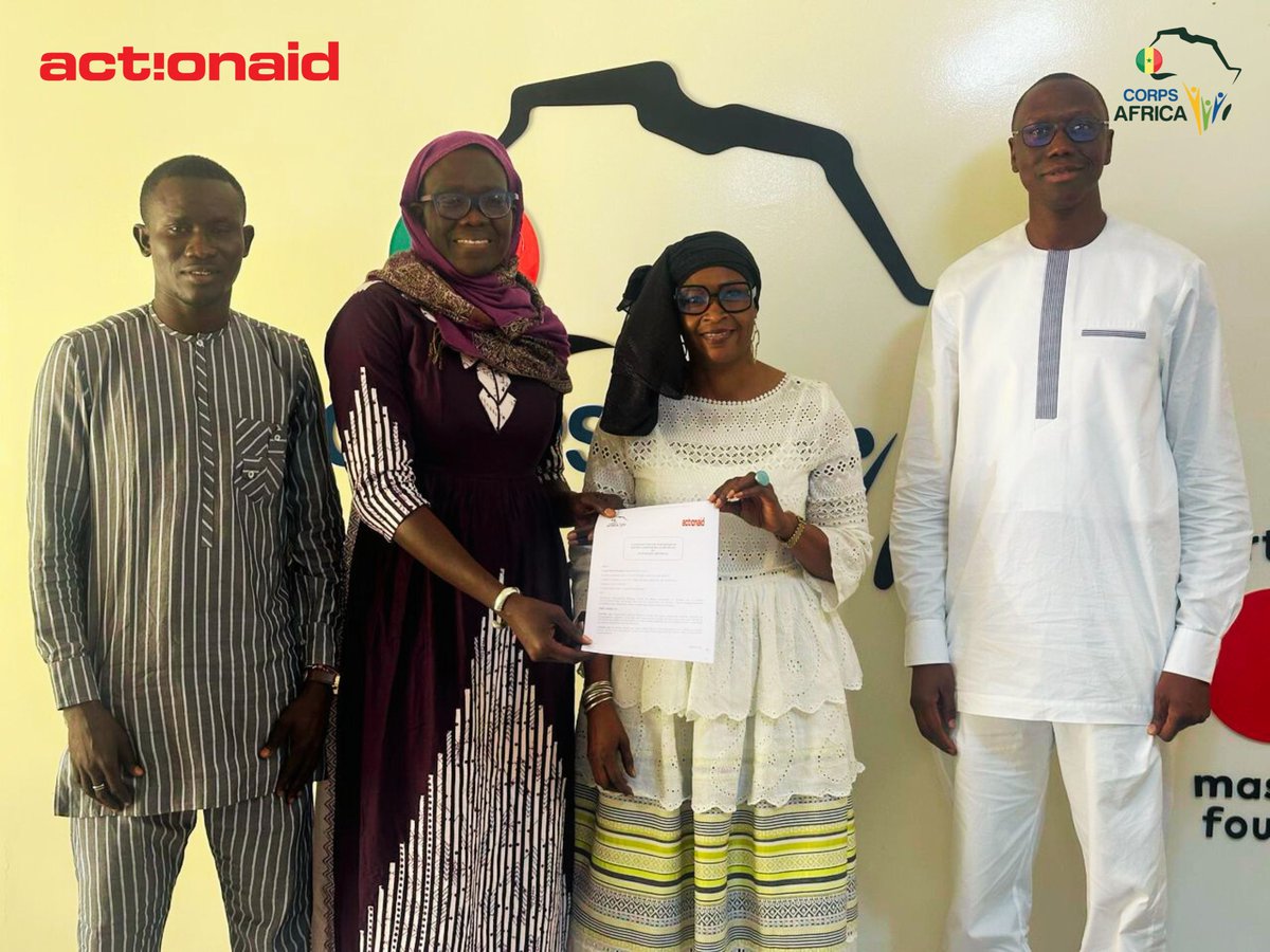 ActionaidSN's tweet photo. 🌟 Une collaboration forte pour la santé des communautés ! 🌟
Nous sommes heureux d'annoncer la signature d'une convention entre @ActionaidSN  et @CorpsafricaSen pour la mise en œuvre du projet Start Fund sur la FHCC dans la région de Kaffrine. 🩺💪
@santegouv_sn https://t.co/cKiHMskmbQ