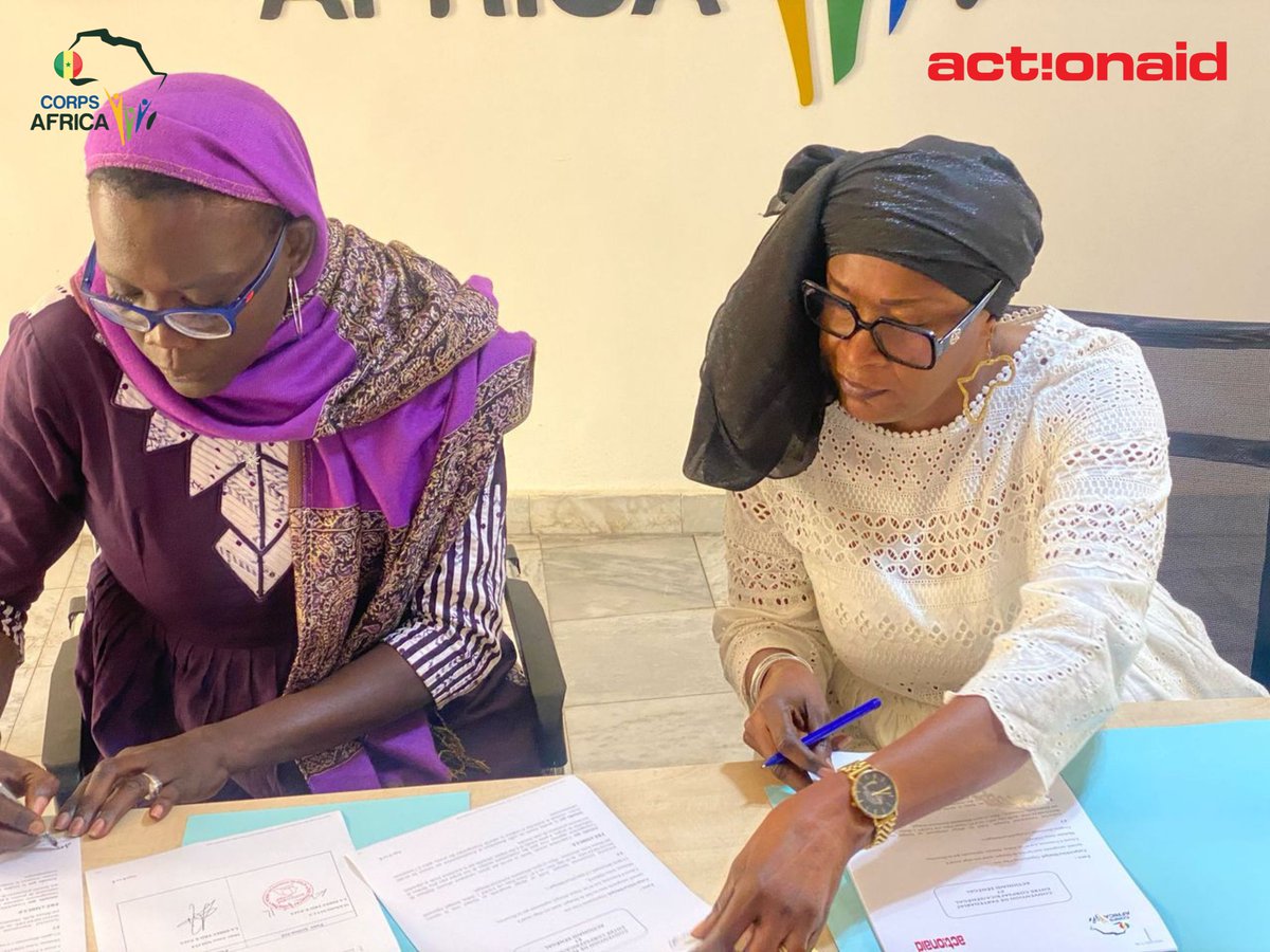 ActionaidSN's tweet photo. 🌟 Une collaboration forte pour la santé des communautés ! 🌟
Nous sommes heureux d'annoncer la signature d'une convention entre @ActionaidSN  et @CorpsafricaSen pour la mise en œuvre du projet Start Fund sur la FHCC dans la région de Kaffrine. 🩺💪
@santegouv_sn https://t.co/cKiHMskmbQ