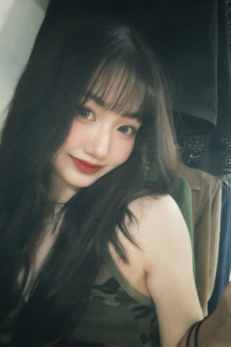 ruan__84's tweet image. 🌂👗