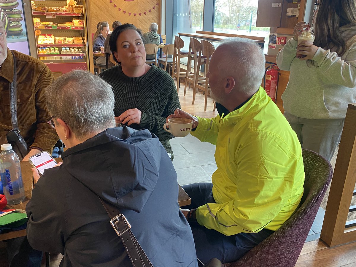 Jason Stockwood (@jstockwood) on Twitter photo š Scunthorpe
We are still going š²
Stopped off to a warm welcome in Scunthorpe this afternoon including a hello from <a href="/NicDakin55/">Nic Dakin MP</a>
If you can, please donate - we are well on our way with our goal of raising £10k for local Lincolnshire charities
justgiving.com/crowdfunding/j⦠š Scunthorpe
We are still going š²
Stopped off to a warm welcome in Scunthorpe this afternoon including a hello from <a href="/NicDakin55/">Nic Dakin MP</a>
If you can, please donate - we are well on our way with our goal of raising £10k for local Lincolnshire charities
justgiving.com/crowdfunding/jā¦