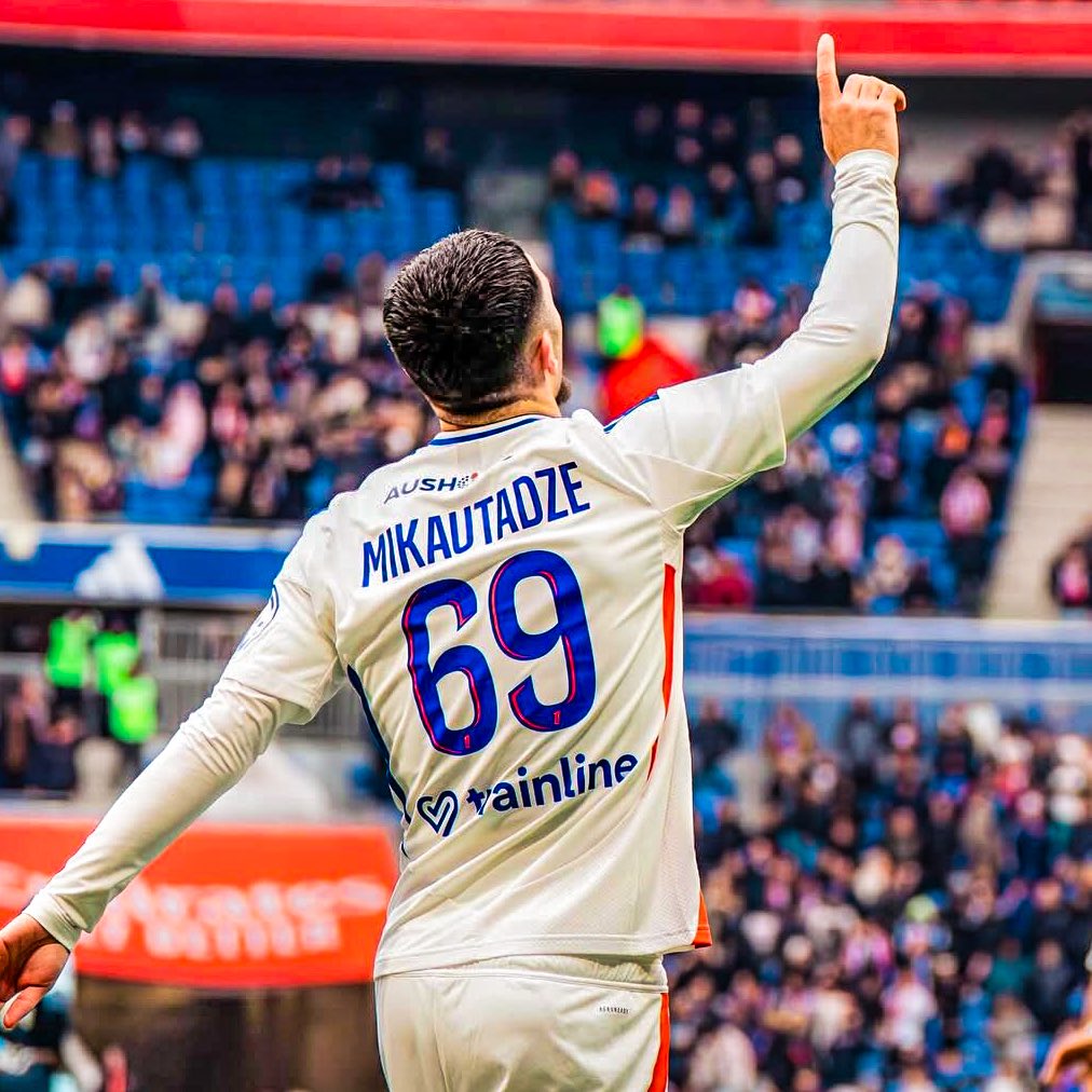 🇬🇪🔝 Georges Mikautadze (24) is in fantastic form. 11 goal contributions in last 4 games for club and country! 

• ⚽️⚽️🅰️ vs Armenia 
• ⚽️⚽️ vs Armenia
• ⚽️🅰️🅰️ vs Le Havre 
• ⚽️⚽️🅰️ vs FCSB