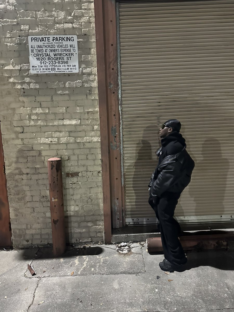 ShopJaeValid's tweet photo. on the regular bby #OverlyValid https://t.co/VqKcEmoA1m