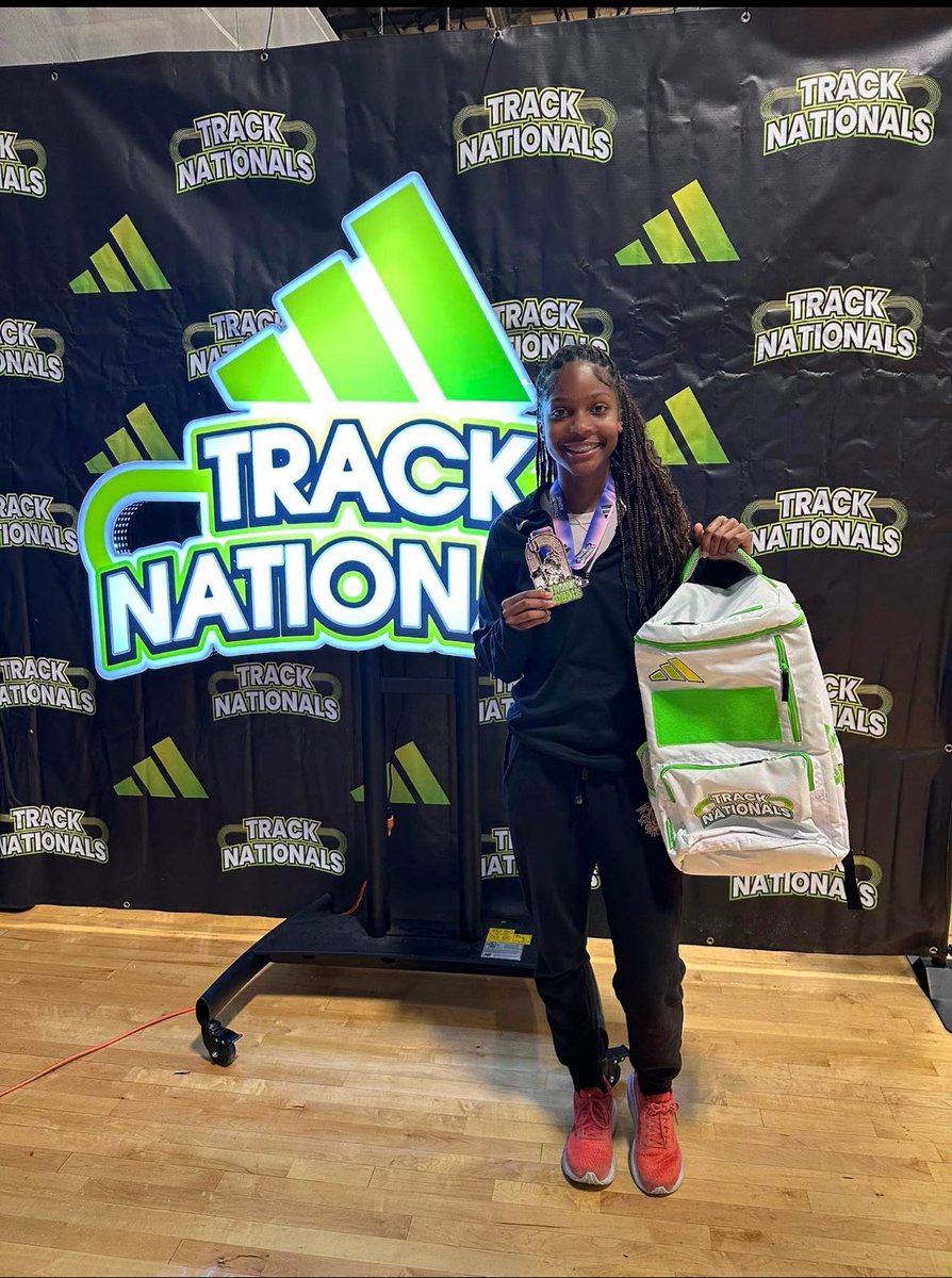 Simone E. Wells tweet media