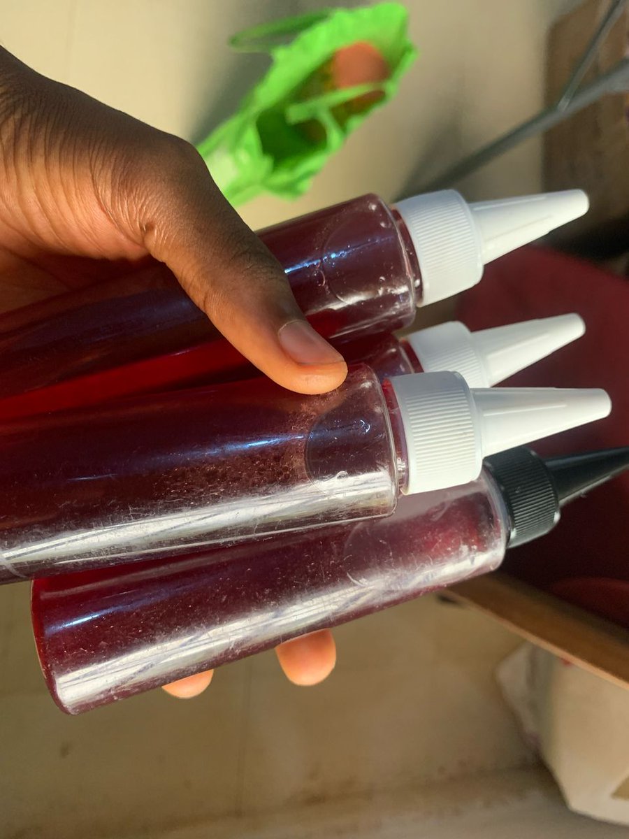 Sylvialyn28342's tweet photo. Struggling With Hair Growth Problem 
Struggling with dandruff 
Struggling with Damaged Hair 

Sylvie's Hair Growth Spray got you covered 🥰
Don’t let hair Growth Issues Hold You Back – Send a dm today and see the difference for yourself!
https://t.co/AvELQvjBA3 https://t.co/YcrLZO53y2