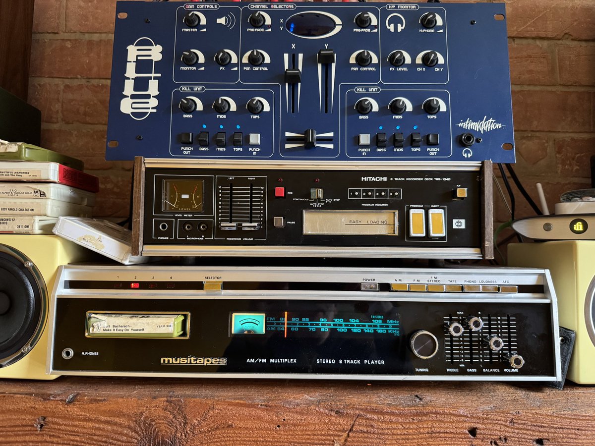 ThrillScience's tweet image. We are going to record some 8-Track tapes on this Hitschi recorder. #Retrotechnology