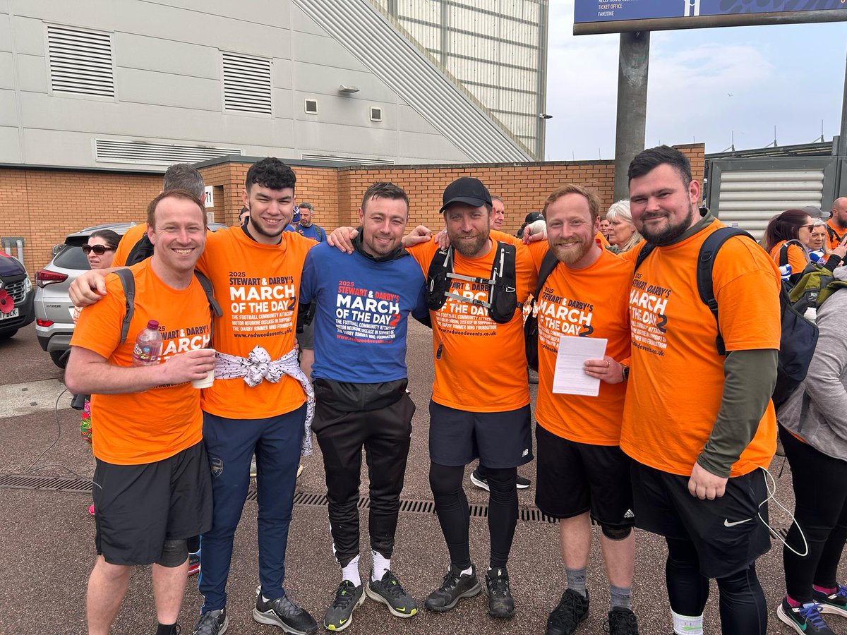 braintreetownfc's tweet photo. Best of luck to our Iron's who are currently taking part in the March of the Day 2 as they head towards Ipswich Town from The RBMC Stadium!

You can donate to their page here 👇🏻
https://t.co/pgdiQtvOeB

#IronArmy #PubTeamFromEssex https://t.co/pDtJY6sJmB