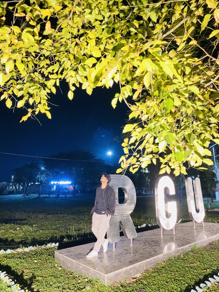 SuhailBhat_06's tweet image. “Don’t wait for the right moment. Take the moment and make it right.” 

#quoteoftheday #rightmoment