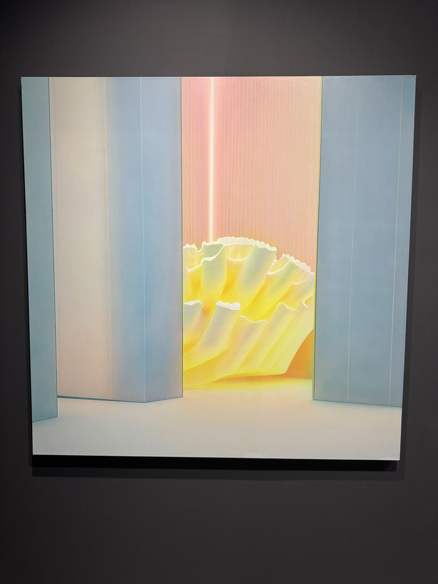 daviseditions's tweet image. Great opening at @deSarthe in Scottsdale last night! Loved being introduced to Lov-Lov’s art!
