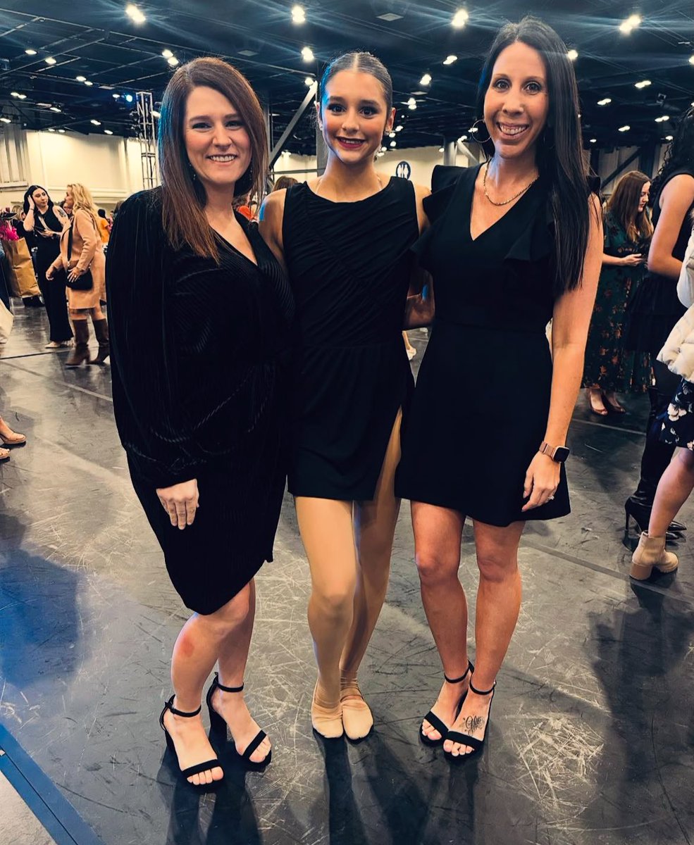 Congratulations to our Major, Alexa Chavez for representing THS as an All-State Dancer at Texas Dance Educators Association Convention! We are so proud of you Alexa!
