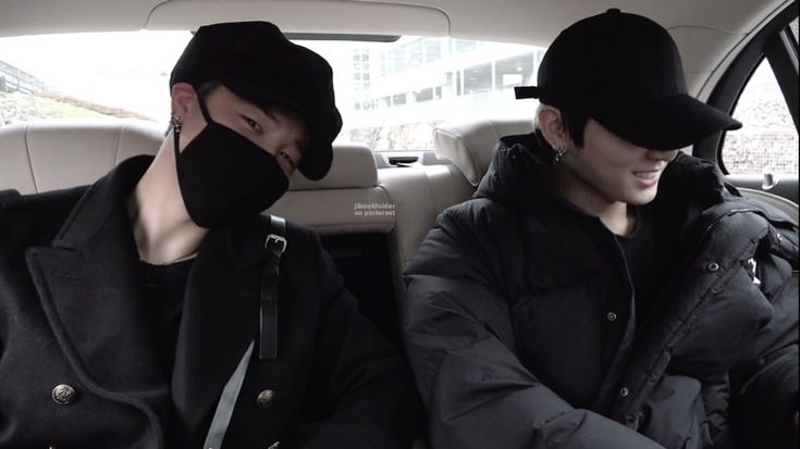 ⠀⠀⠀⠀⠀⠀

                 ✿⁠  𝙈𝙞𝙢𝙞'𝙨 𝙗𝙡𝙤𝙜 ‿

      | Obligué a mi mejor amigo 
        a que me acompañara a 
        comprar algunas cosas 
        que ocupo en mi trabajo. 
⠀⠀⠀⠀⠀
⠀⠀⠀⠀⠀