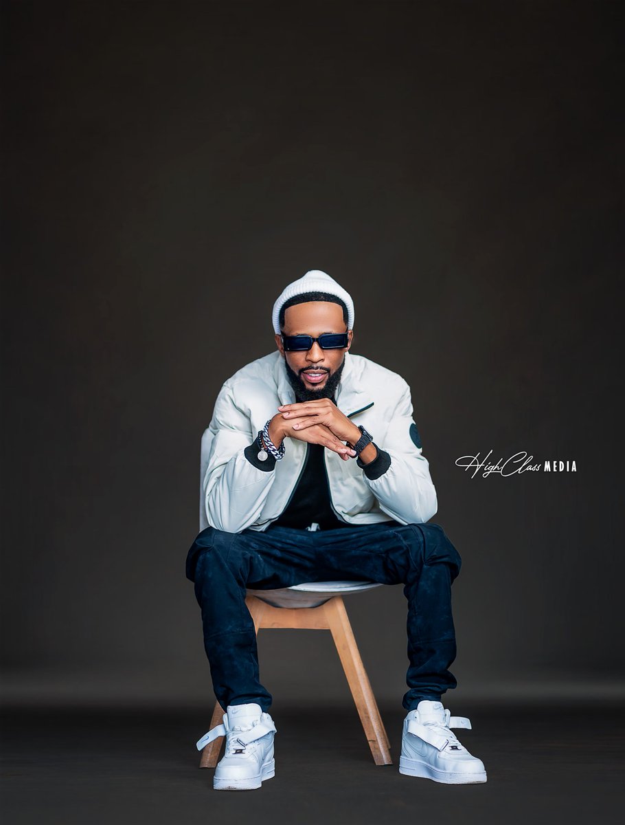 HKalulete's tweet photo. HD Empire New Song &amp; Video Title "Nsale Nsale"Out Now Everywhere 

*YOUTUBE*🔥
https://t.co/hxa8b4wbQo

*SPOTIFY*🔥
https://t.co/M94mTwD3wm

*BOOMPLAY*🔥
https://t.co/nUoo7yYdug https://t.co/n3Z6GSzPdO