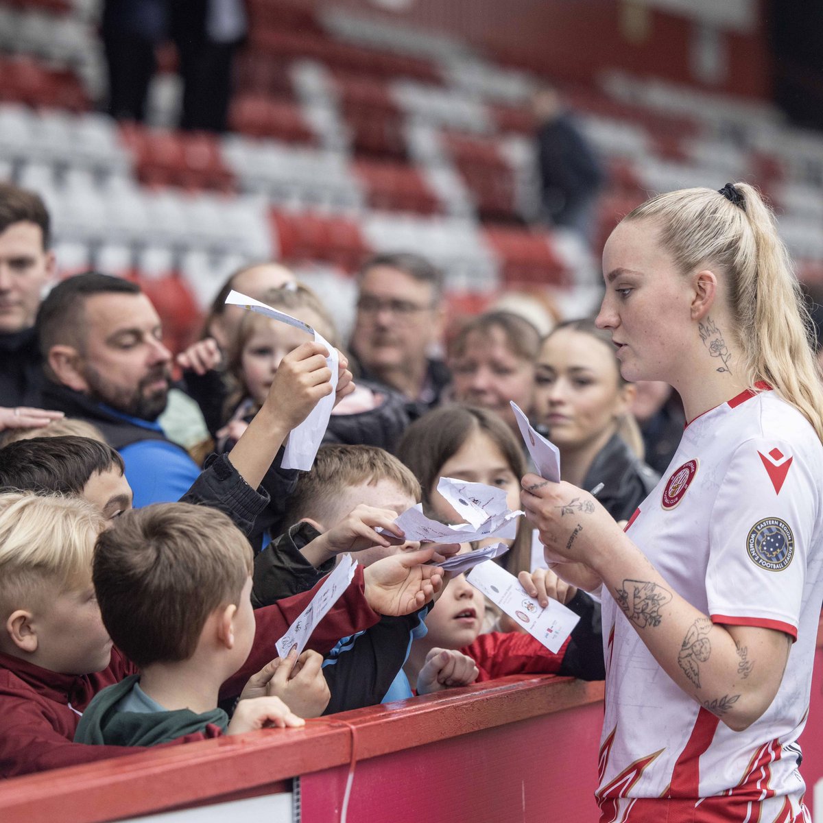 Stevenage FC 🔴⚪ tweet media