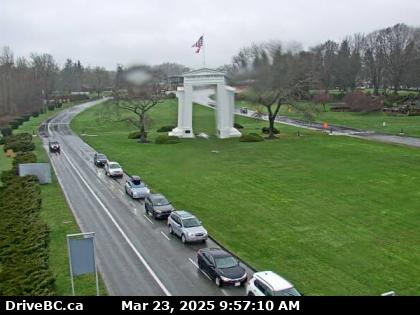 NewsRadioVAN's tweet photo. 9:59 am Estimated #BorderWaitTimes
Southbound to US 🇨🇦➡️🇺🇸
#PeaceArch 5 min wait (@driveBC pic)
#Pacific 5 min
#Aldergrove 5 min
#Sumas 5 min
Northbound to Canada 🇺🇸➡️🇨🇦
#PeaceArch less than 5 min
#Pacific less than 5 min
#Aldergrove 15 min
#Sumas 5 min
@DriveBC https://t.co/biuNeKAYuT