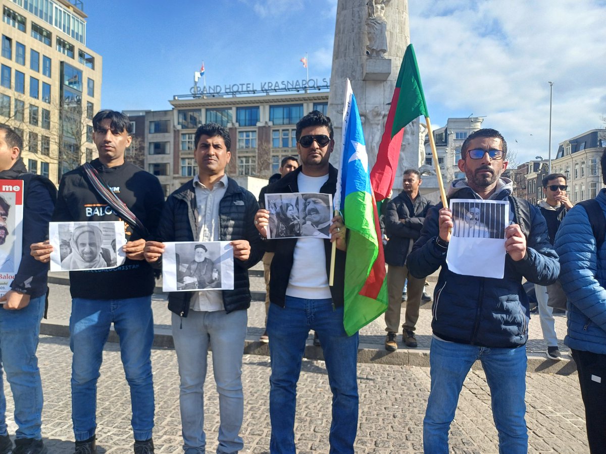 HollandPtm's tweet photo. په امستردام په مرکز کې د بلوڅو بيلتون غوښتنونکو احتجاحي لاريون!
 دوي د بلوڅو مشرې ډاکتر مهرنګ بلوڅ د خلاصون غوښتنه وکړه او ورسره د نور بنديانو اد ptm د مشرانو لکه علي وزير، ملک نصير کوکيخيل او حاجي صمد لالا د خلاصون ژر تر زره غوښننه وکړه.
 #StopPashtunGenocide #ManzoorPashteen #PTM #StopPersecutingPashtunLeaders #ReleaseAliWazir #PakistanUnderMilitaryFascism #Kurram #Parachinar #Tirah #StopPersecutingPashtuns #Waziristan #StateTerrorismContinues #StopPersecutingPTMActivists  #WeStandWith11OctJirga #UnlawfulArrestOfMalakNaseer