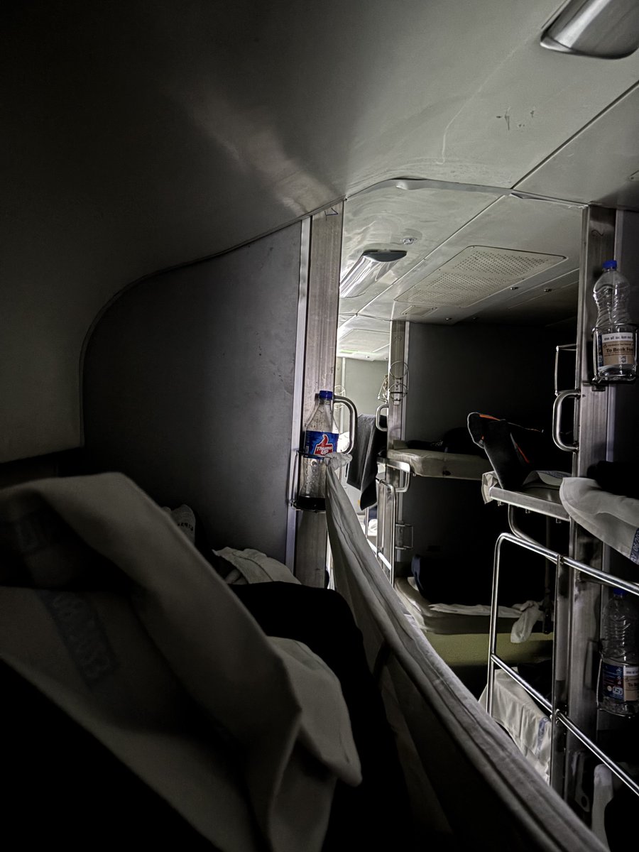 lostintrovert_'s tweet image. Having a sleepover with 60 others