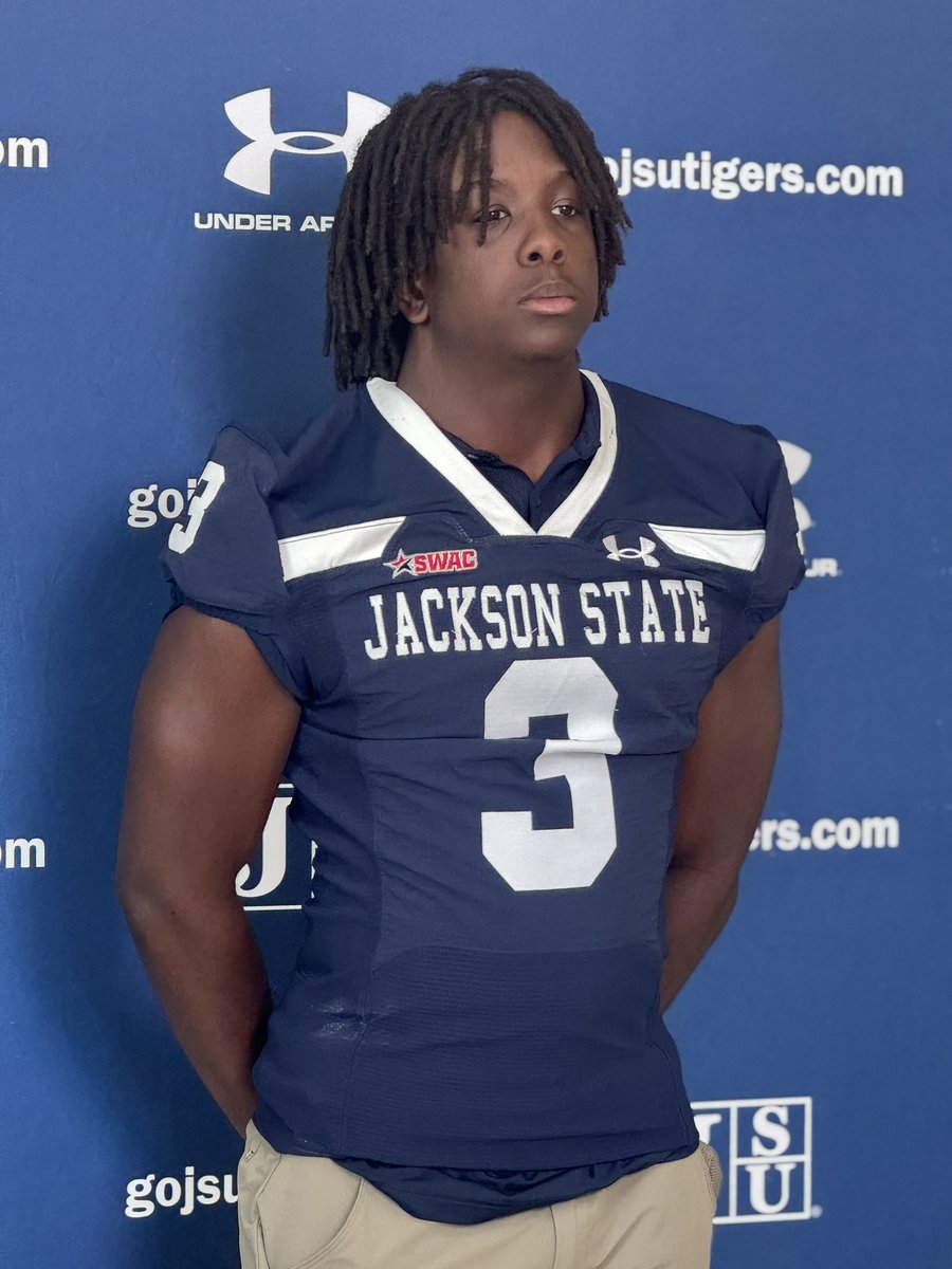 MalikLiberty17's tweet image. Thank you @coachgallon and @CoachTaylor010 and the team at @gojsutigersfb for the junior day invite. @34Mulligan 

#jacksonstate #juniorday #runningback #rb #guardtheeyard #football