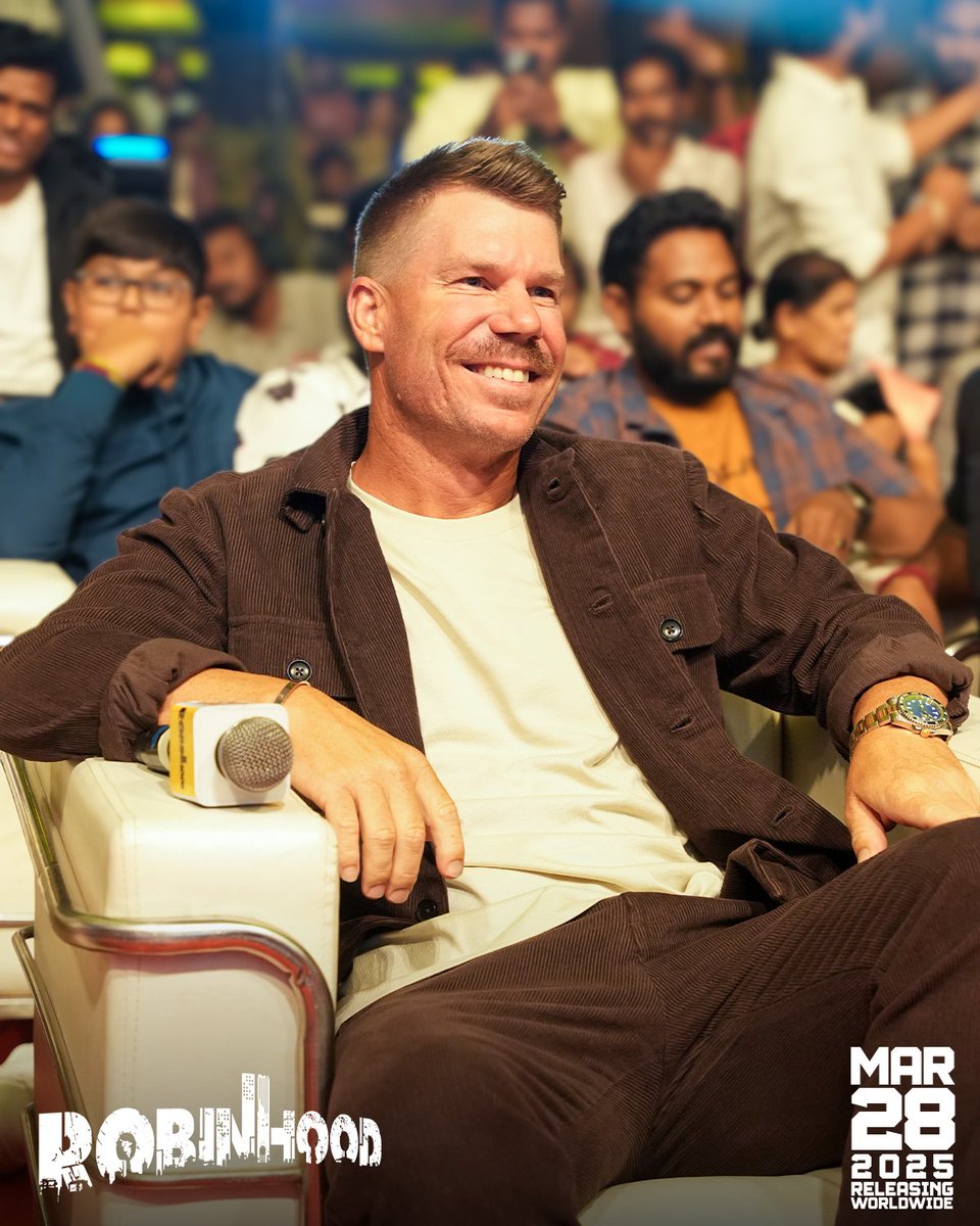 David Warner Trends™ tweet media