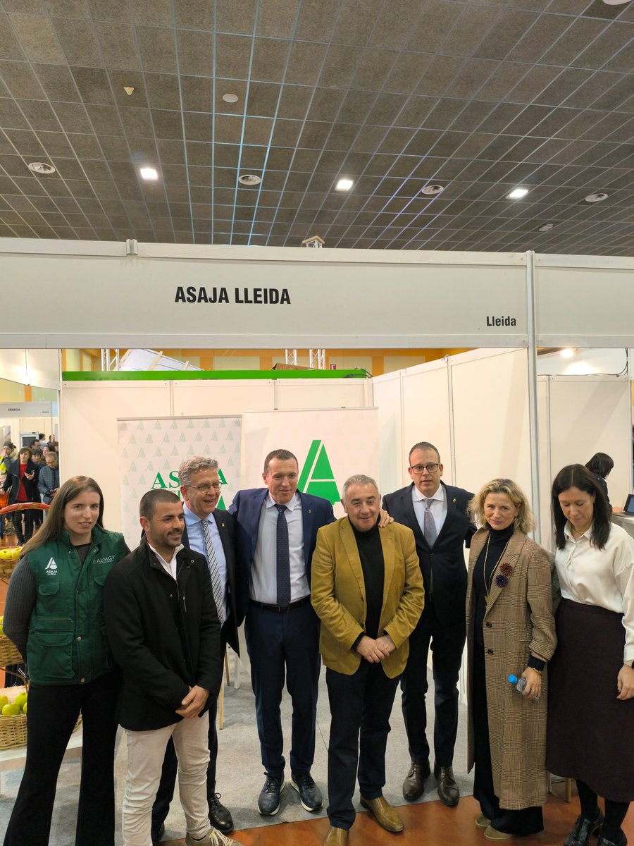 ASAJA Lleida (@asajalleida) on Twitter photo Ens visita l'Honorable Conseller d'Agricultura, Ramaderia, Pesca i Alimentació el senyor <a href="/oscarordeig/">Òscar Ordeig</a> , acompanyat del President de la Diputació de Lleida el senyor <a href="/LoJoan/">Joan Talarn</a> i del alcalde de Mollerussa el senyor <a href="/solsona_marc/">Marc Solsona</a> a la cloenda de la 152ª <a href="/FiraMollerussa/">Fira de Mollerussa</a> Ens visita l'Honorable Conseller d'Agricultura, Ramaderia, Pesca i Alimentació el senyor <a href="/oscarordeig/">Òscar Ordeig</a> , acompanyat del President de la Diputació de Lleida el senyor <a href="/LoJoan/">Joan Talarn</a> i del alcalde de Mollerussa el senyor <a href="/solsona_marc/">Marc Solsona</a> a la cloenda de la 152ª <a href="/FiraMollerussa/">Fira de Mollerussa</a>