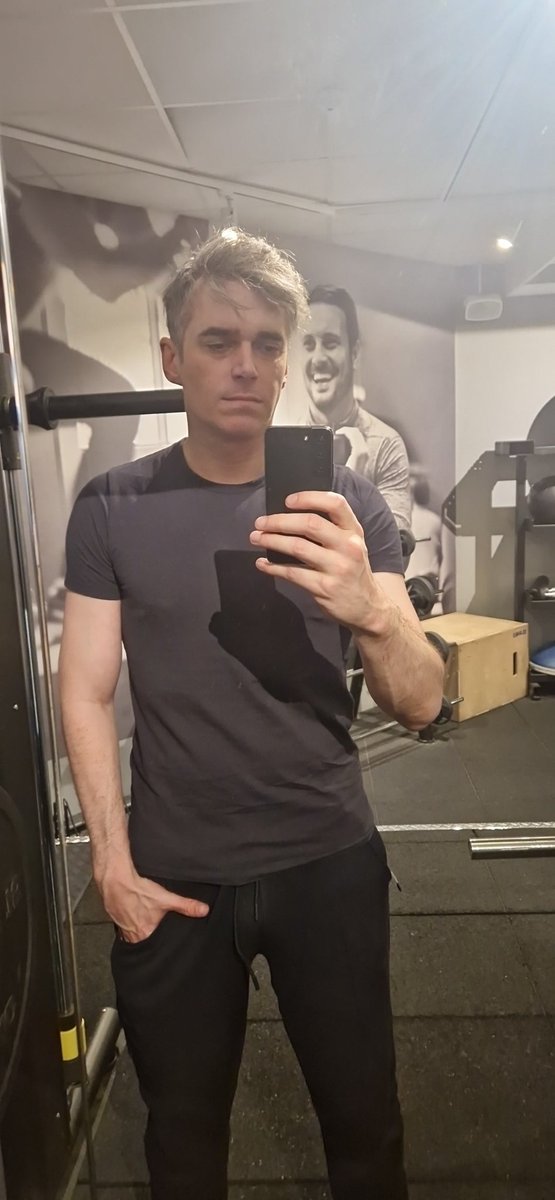 Leg day is getting more fun! Though I can't shake this feeling that someones laughing behind me as I take mirror selfies.