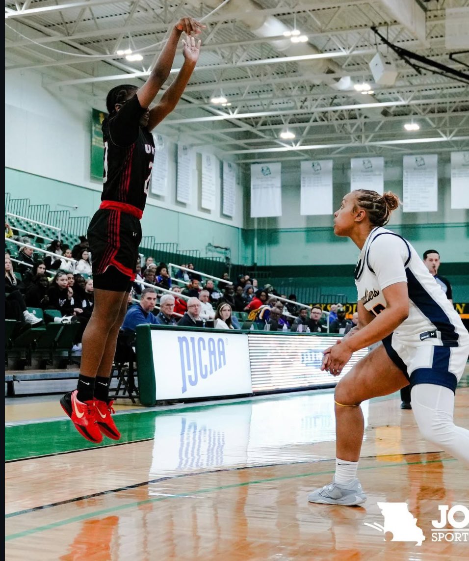 Give me an inch… Don’t do that  #20 out ✌🏾