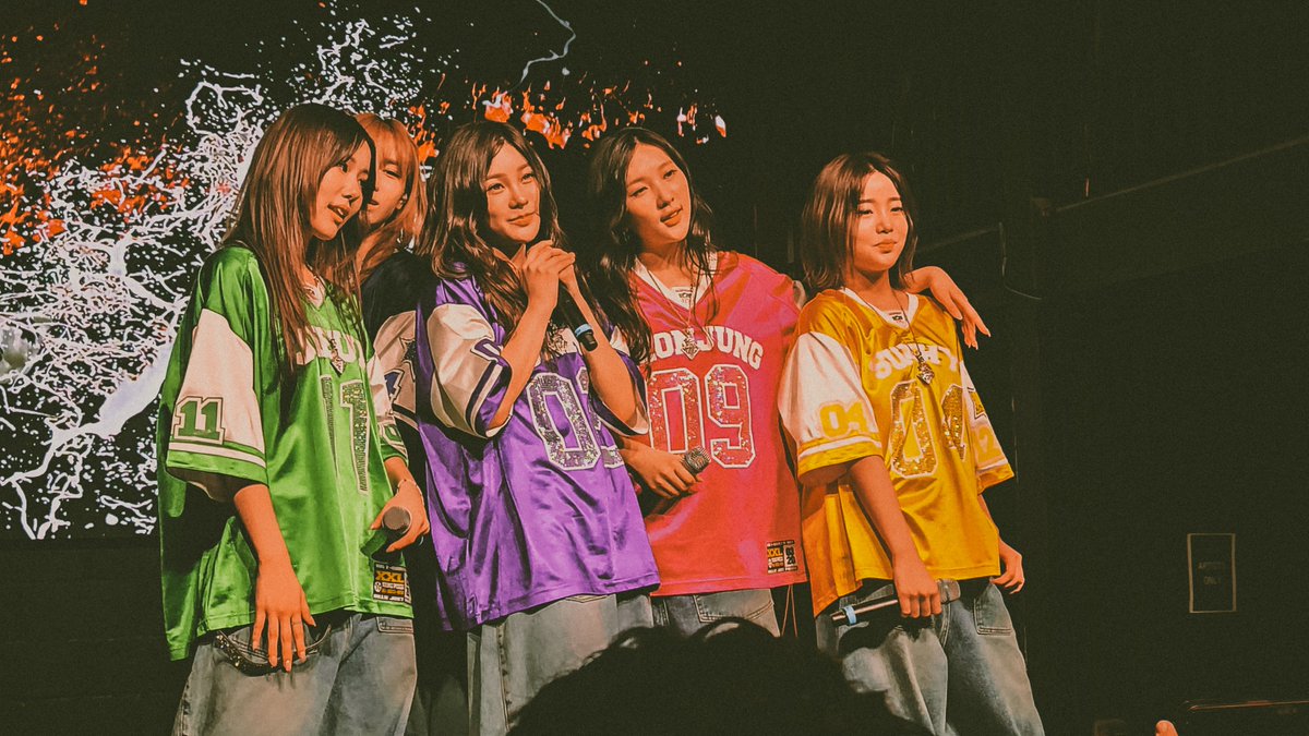 XoClutchDaddyoX's tweet photo. #YOUNGPOSSE #영파씨 #ヤングパッシ
#082DROP https://t.co/qjk0TpT0hk
