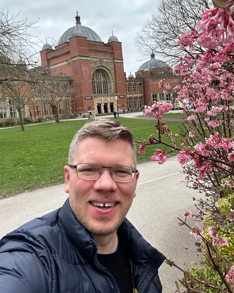 Dominik Kubicki (@dominikjkubicki) on Twitter photo Spring has come to <a href="/unibirmingham/">Uni of Birmingham</a> ๐ธ๐ธ๐ธ Exciting times to be <a href="/UoBChemistry/">UoBChemistry</a> and more exciting updates to come soon... Spring has come to <a href="/unibirmingham/">Uni of Birmingham</a> ๐ธ๐ธ๐ธ Exciting times to be <a href="/UoBChemistry/">UoBChemistry</a> and more exciting updates to come soon...