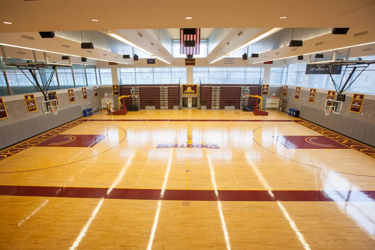 Still looking to add bigs for next year! Needs to have the following to be considered 👇

✅6’5 and above 
✅Transfer GPA 2.3 or above
✅Incoming freshmen GPA 3.0 or above
✅ A willingness to protect the rim and rebound 

Also, brand new off-campus apartments 😎