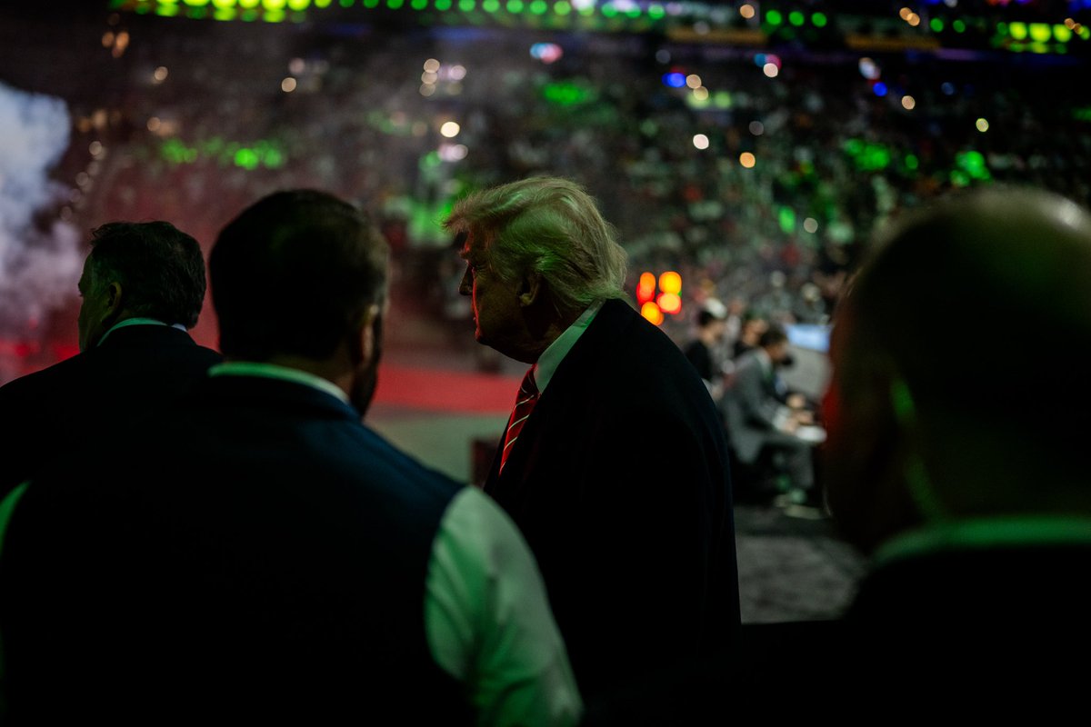 The White House tweet media