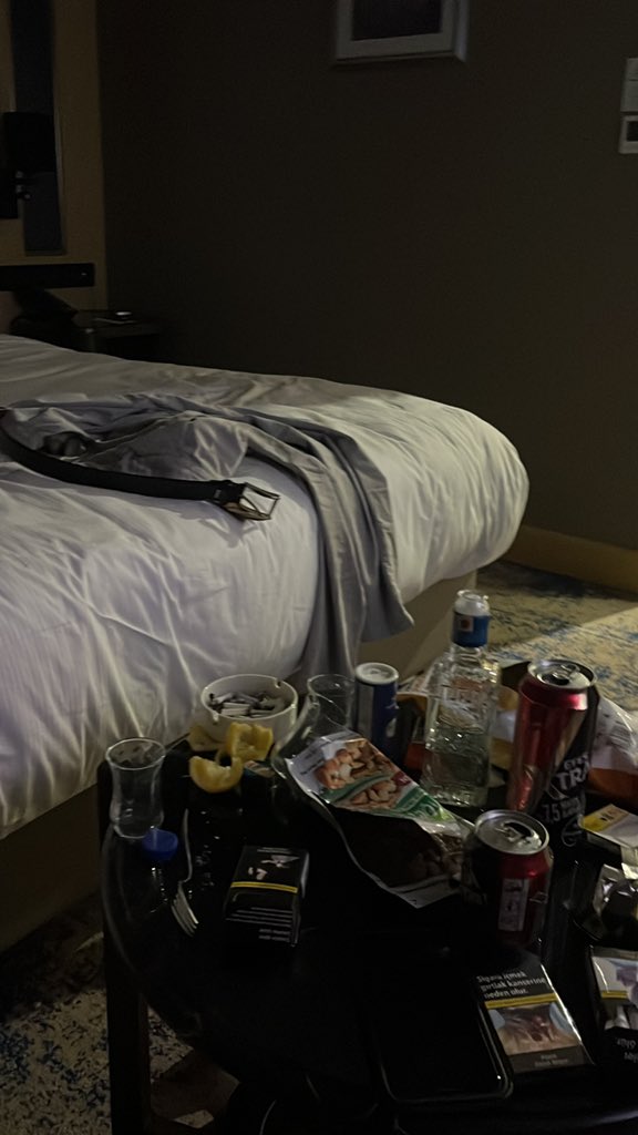 Harika genç bi çift süperdiniz.