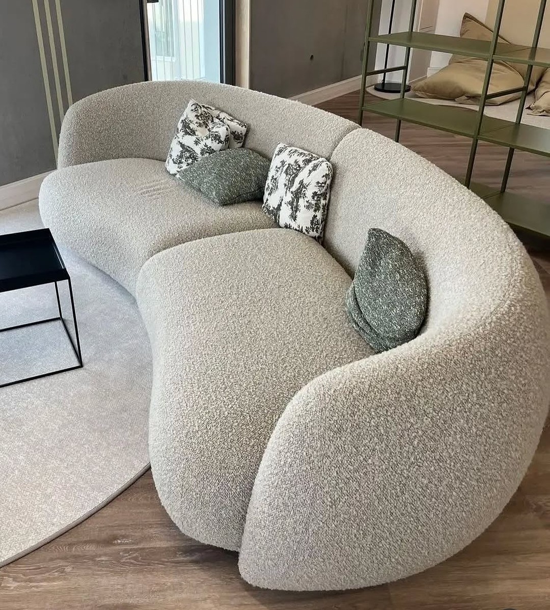 UbudasaP's tweet photo. If you need sofa with a high quality and luxury one from Egypt just call us on 0788679097, the price is 2,5-3M https://t.co/80jttrD2ed