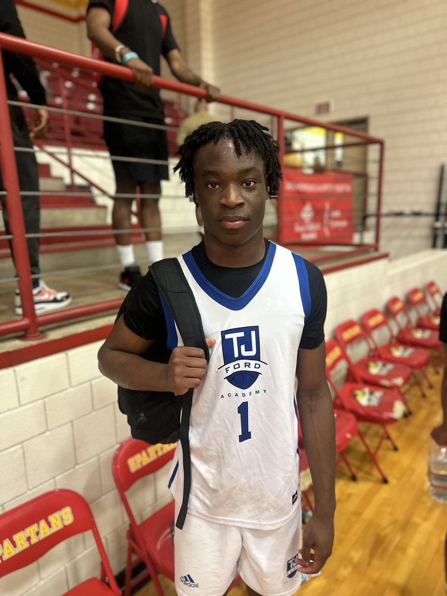 Marcus Sloan (@bigsloan32) on Twitter photo Big time performance from β26 Sean Jimmy-Ducksworth (Ft. Bend Christian) 16 points and grabbed 7 rebounds in a win for <a href="/tjfordacademy/">@tjfordacademy</a> 3SSB vs <a href="/HoustonHoops17U/">Houston Hoops</a> <a href="/ExposureOtr/">OTRExposure</a> #MarchMadness Big time performance from β26 Sean Jimmy-Ducksworth (Ft. Bend Christian) 16 points and grabbed 7 rebounds in a win for <a href="/tjfordacademy/">@tjfordacademy</a> 3SSB vs <a href="/HoustonHoops17U/">Houston Hoops</a> <a href="/ExposureOtr/">OTRExposure</a> #MarchMadness