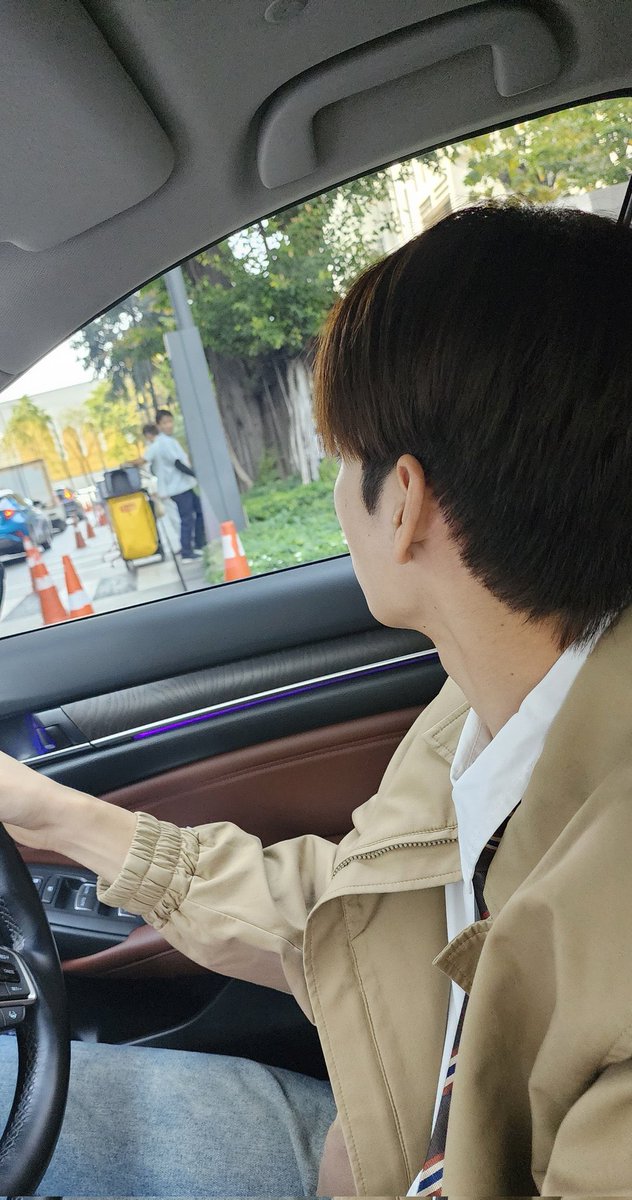 nncha___'s tweet photo. " พร้อมจะกินข้าวกับพี่อีกพันครั้ง "
" ให้พี่ไปรับไปส่งทุกที่บนโลก "

บทในซีรี่ย์หวานมาก แต่ชีวิตจริงก็ทำมาตลอด🥹
#Perfect10LinersEP22 https://t.co/4jZz221jKQ