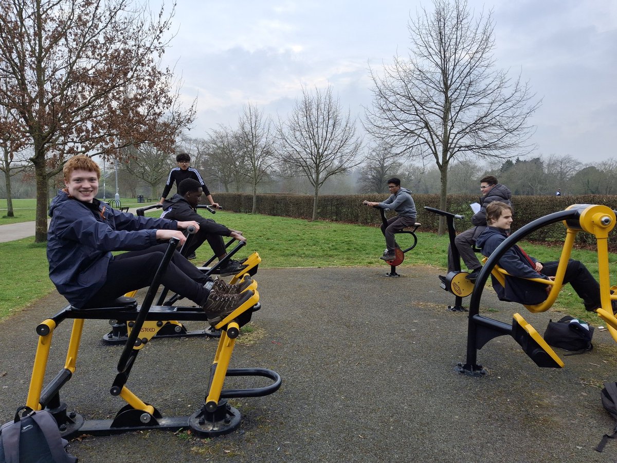 Bronze DofE students from <a href="/KEGS_Chelmsford/">KingEdwardVIGrammar</a> have been practising their outdoor skills today (and taking in opportunities en route!). Thank you to our volunteer leaders for freely giving up their time and expertise to enable our young people to experience 'the outdoors'.
