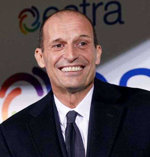 #Motta esonerato 

#Tudor 4 mesi di contratto 

#Giuntoli a rischio 

ABBIAMO
VINTO FRATELLO MAX ♥️