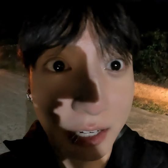 jjkgaIlery's tweet photo. 🥺 https://t.co/JkfN0yxWo8