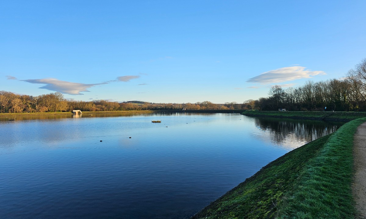 We move to our spring opening times from Monday 24 March...
We are open every day:
Site: 9.00am – 6.00pm 
Café: 9.00am – 4.00pm
___

Byddwn ni’n symud i oriau agor yr gwanwyn o ddydd Llun 24 Mawrth...
Rydyn ni ar agor bob dydd:
Safle: 9.00am – 6.00pm
Caffi: 9.00am – 4.00pm