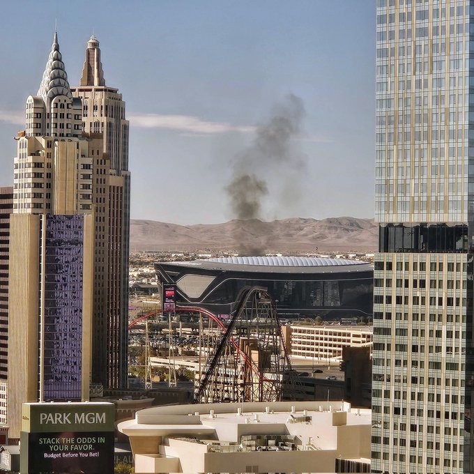 Watch Las Vegas Locally 🌴's leaked NSFW photo on TwXstars