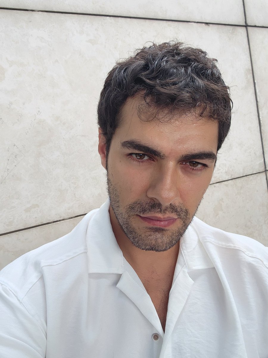 Doğum günümü kutlayıp, iyi dilekte bulunan canlarım.. İyi ki varsınız. İyi ki yanımdasınız. 🙏