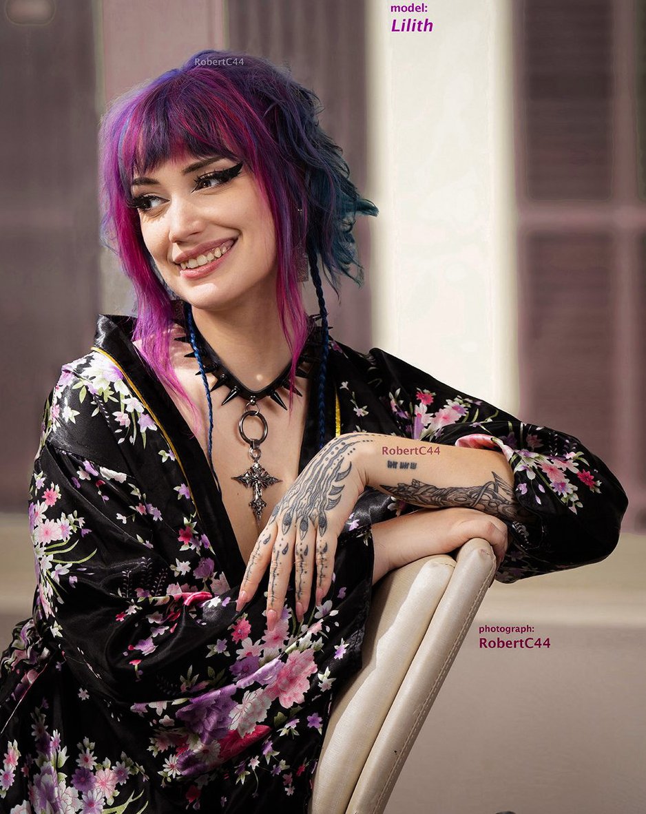 C44Robert's tweet photo. Lilith, taken in St. Petersburg, FL, 2024. Every pose by Lilith is special. https://t.co/y6BMnvOQTv