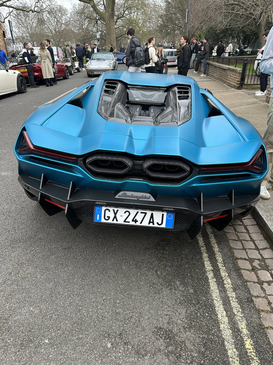 GPOnyx's tweet image. Cars on the Green…Eel brook common… excellent selection and good catching up with friends😁