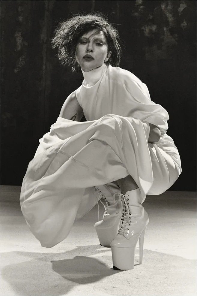 StatsGaga's tweet image. 'MAYHEM' received 17,655,768 streams on its 16th day on Spotify.