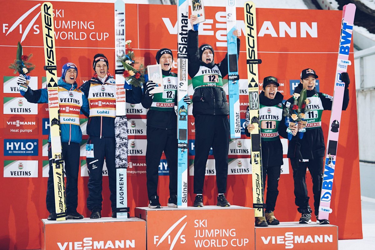 TOP 3 of the Men’s Super Team HS130. Congratulations to all the teams!✨

🥇Slovenia 🇸🇮 813.4 pts
🥈Austria 🇦🇹 809.3 pts
🥉Japan 🇯🇵 802.5 pts

📸 Tessa Jämsén

#fisskijumping #lahtiskigames