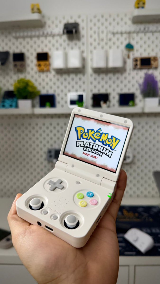 All colors on stock 
Link: s.click.aliexpress.com/e/_onj7VVH
#miyoo #miyooflip #miyoomini